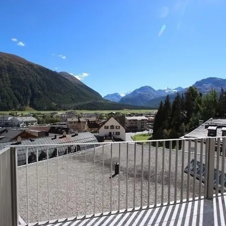 La Posta Dach-maisonette-wohnung Samedan